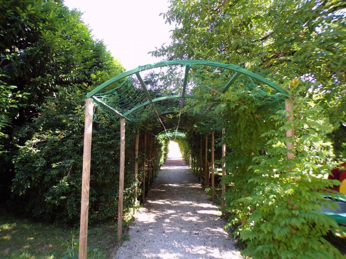 Domaine De Lacave ภายนอก รูปภาพ